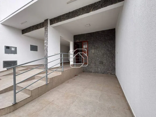 Casa em Salto para aluguel Centro - SP | 5 quartos Área total 334,00 m² - R$ 6.500,00