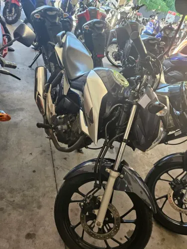 Titan 160 2023 Vitória Motors 