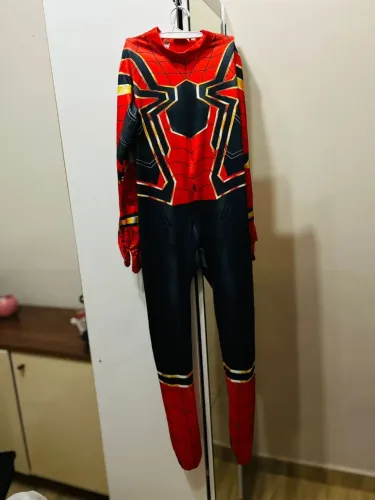 PROMOÇÃO Fantasia do homem aranha para crianças até 1,20 de altura NOVA