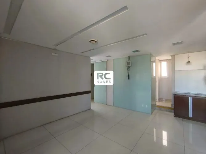 Andar com 170m² de área, divido em salas/consultorios, no bairro Santa Efigênia - Região H