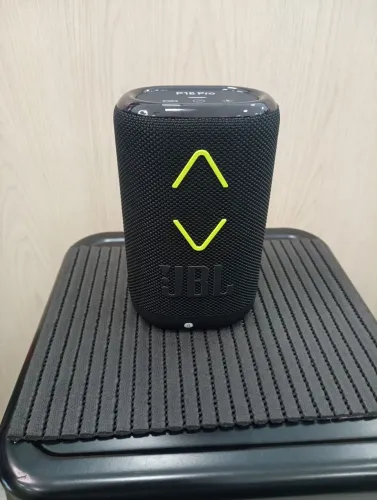 Caixa de Som Portátil P16 Pro