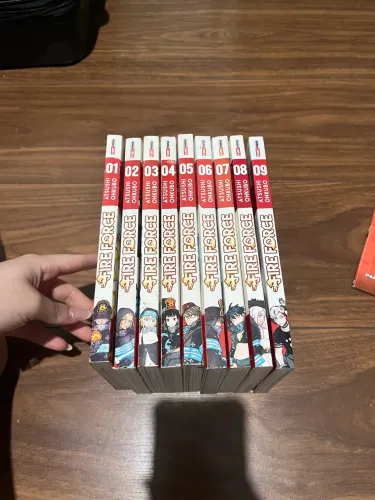Coleção Mangás Fire Force volumes 1 ao 9
