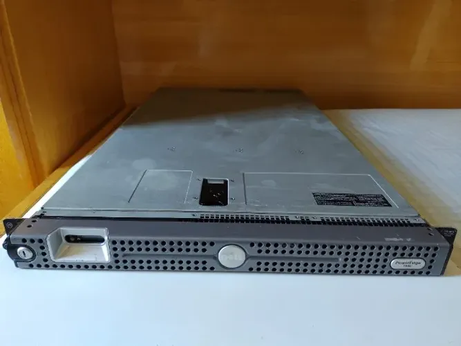 Servidor Dell PowerEdge 1950 III 2x Intel Xeon E5410 2.33GHz 16Gb de Memória Aceito trocas
