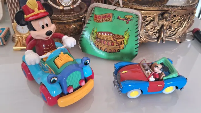 Mickey Mouse dois Belíssimos Carrinhos 