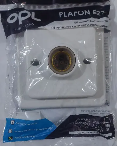 Plafon quadrado bocal E27