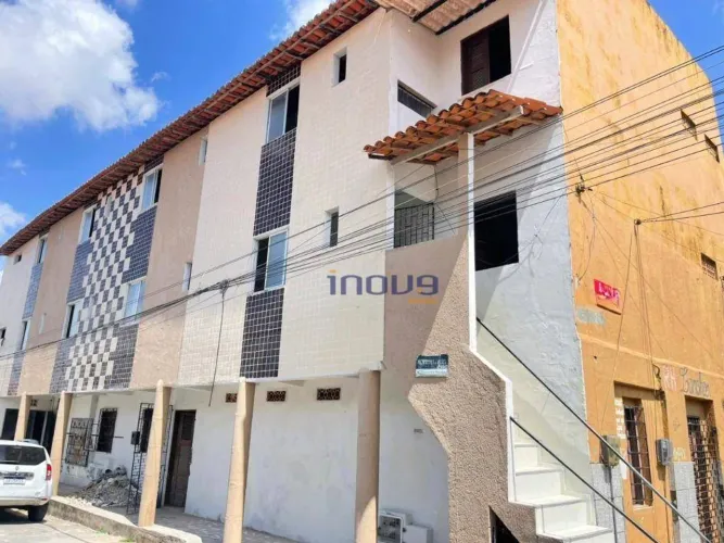 Kitnet com 2 dormitórios para alugar, 45 m² por R$ 550,00/mês - Manuel Sátiro - Fortaleza/