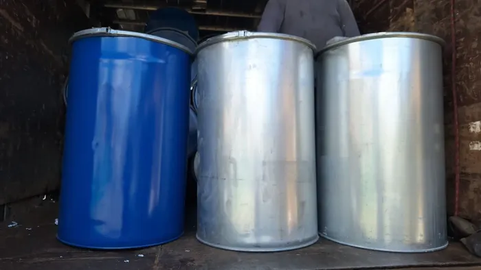 TAMBORES METÁLICOS 200L C TAMPA OTIMOS P CHURRASQUEIRAS