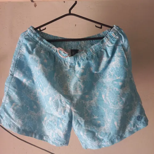Shorts de Praia Masculino Azul com Estampa Floral