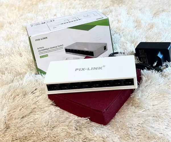 Switch de Rede 8 Portas 10/100Mbps PIX-LINK LV-SW08