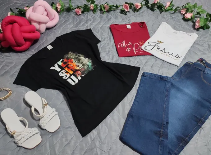 Blusa Feminina T-shirt com frases bíblicas de algodão 