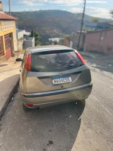 Ford Focus 1.6 S/se/se Plus Flex 8v/16v 5P 2005