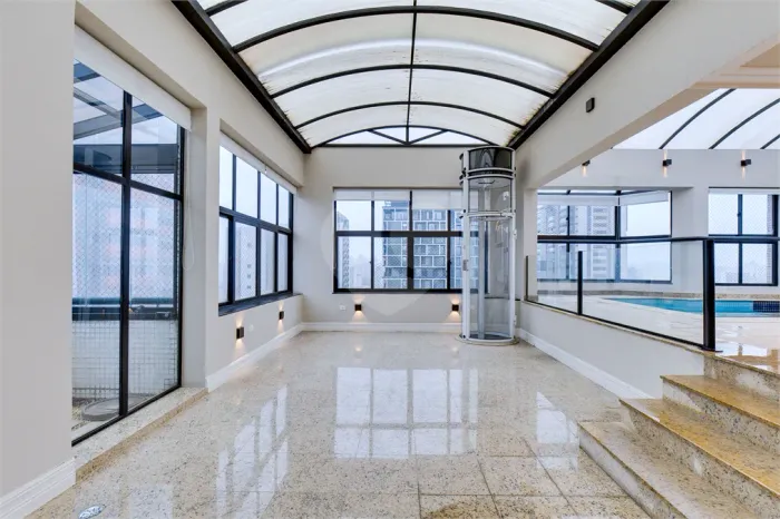 Espetacular Cobertura Triplex no Campo Belo! 389m² - 4 suites - 5 vagas
