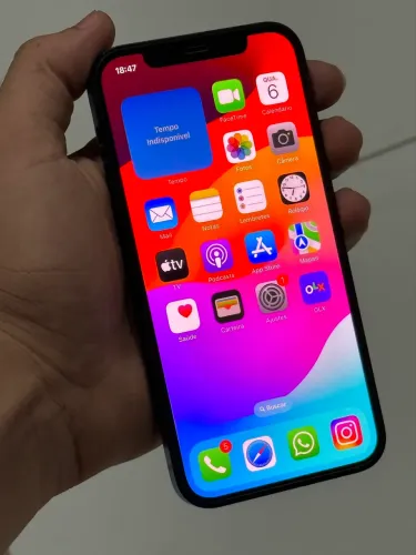 iPhone 12 impecável 