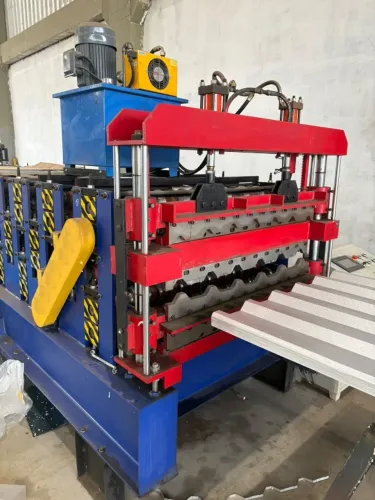 Perfiladeira de Telha Tripla em formato trapezoidal TP25, TP40 e ondulada, Marca Fachini