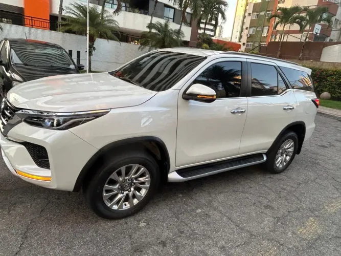 Toyota Hilux SW4 SRX 4X4 2.8 TDI 16V Dies. Aut. 2021