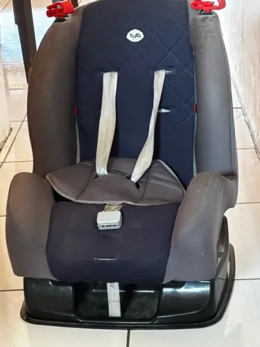 CADEIRINHA DE CRIANÇA
