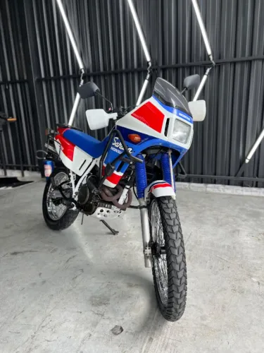 Honda Sahara 350 1991 (Capitão América)