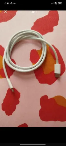 Vendo esse cabo tipo c original Apple valor pra sair agora
