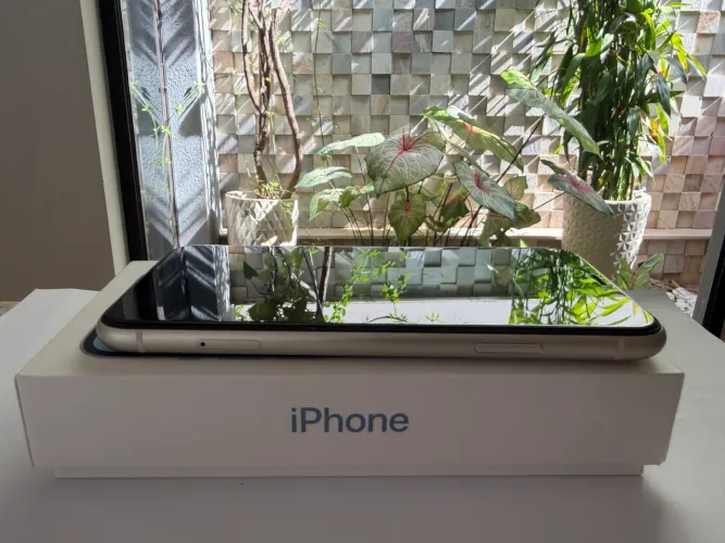 iPhone 11 64 GB Excelente estado 