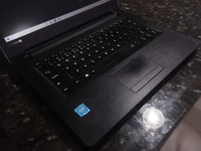 Notebook Lenovo 