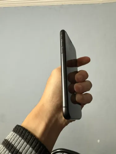 iPhone 11 256GB (72%)