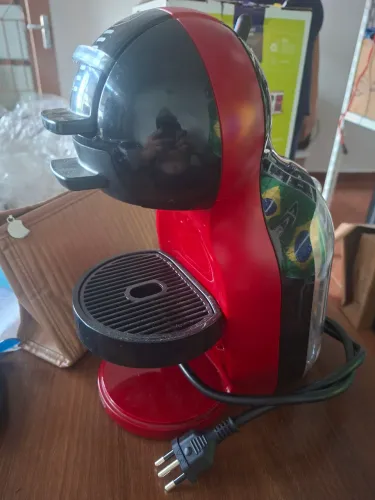 Cafeteira Minime 127v Preta Vermelho