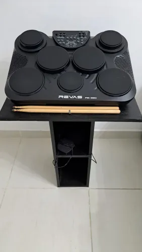 Bateria eletrônica portátil Revas (By Roland)