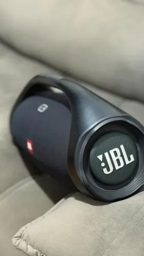 caixa jbl boombox 2