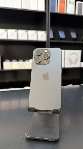 iPhone 15 pro 128gb 