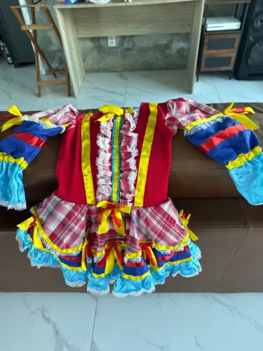 Vestido luxo festa junina / tamanho M