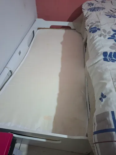 Cama montessessoriana infantil
