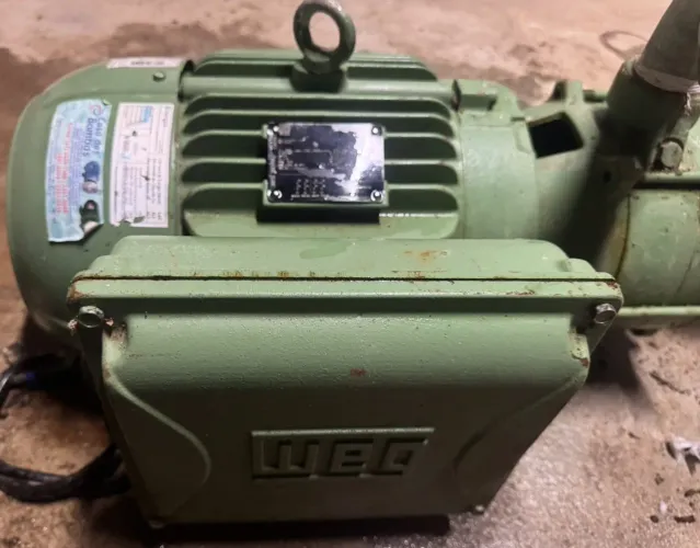 Bomba Schneider 7,5 cv para irrigação