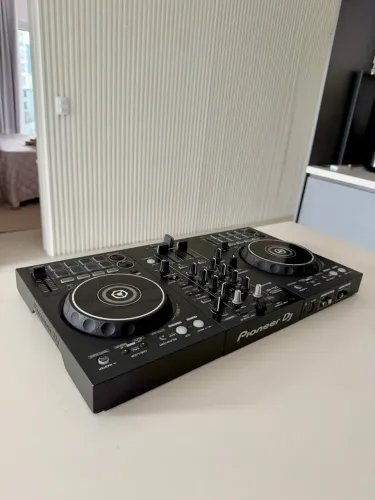 Pioneer DJ DDJ-400 Seminova