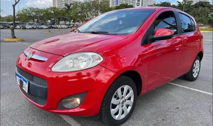Fiat Palio Attractive 1.0 EVO Fire Flex 8V 5P 2015