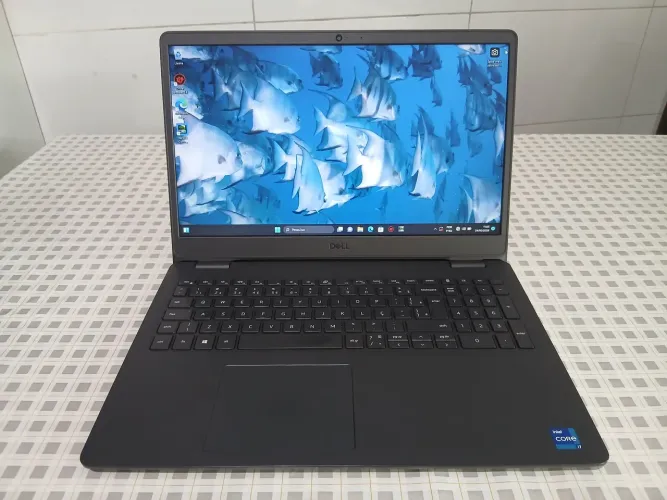 Notebook Dell - i7 11th 8GB SSD 256 NVIDIA GeForce MX330 Tela 15.6