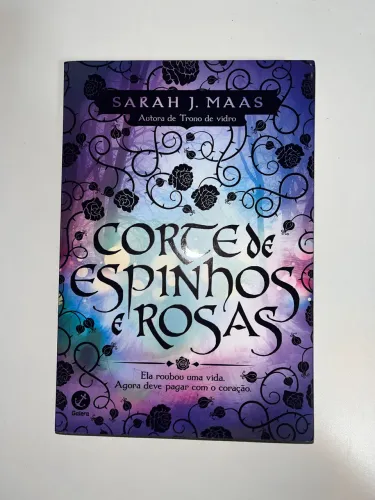 Livro - Corte de Espinhos e Rosas (Acotar) - Sarah J. Maas