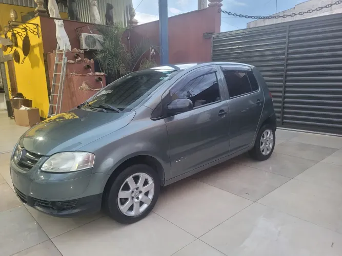 Volkswagen Fox Plus 1.0mi/ 1.0mi Total Flex 8V 4P 2009