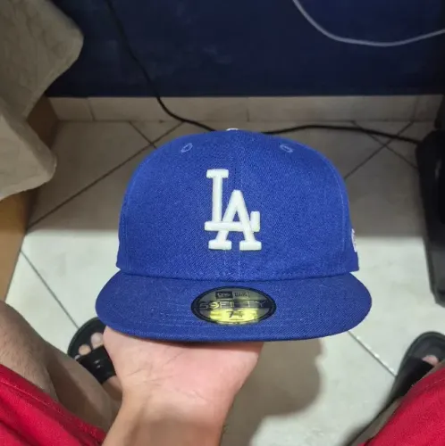 Boné New Era 59fifty LA azul aba preta TAM: 7 1/8