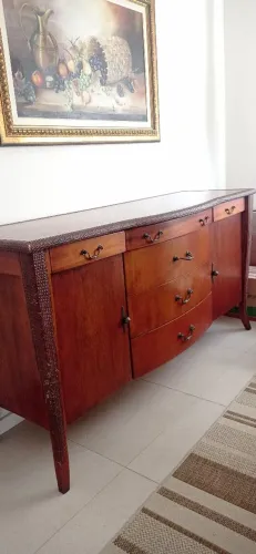 Vendo lindo balcão da Sierra móveis, todo em madeira maciça