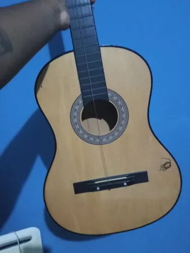 Violão Queen's Vermelho usado