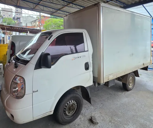 Kia Motors Bongo K-2500 2.5 4X2 TB Diesel 2012