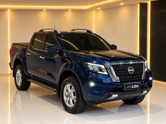 Nissan Frontier XE CD 4X4 2.3 Bi-TB Diesel Aut. 2024