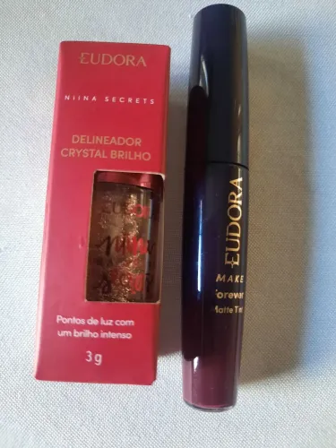BATOM LÍQUIDO MATTE TINT+DELINIADOR CRYSTAL BRILHO