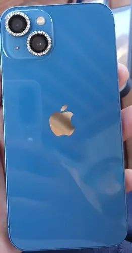Celular iPhone 13