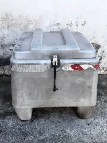 Caixinha Baú 135 lts 