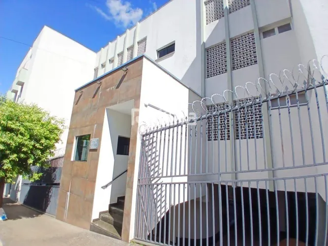 Apartamento para alugar, 2 quartos, Osvaldo Rezende - Uberlândia/MG - Rotina Imobiliária