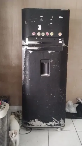 Geladeira 300