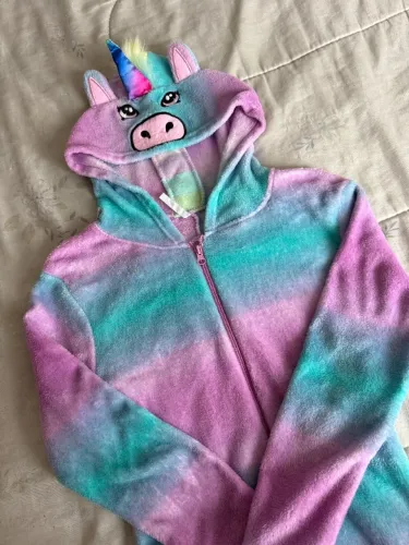 Pijama Unicórnio tamanho P com touca
