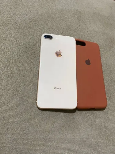 iPhone 8 plus 
