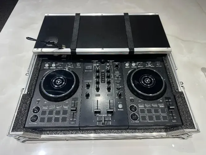 DDJ 400 CONTROLADORA + CASE